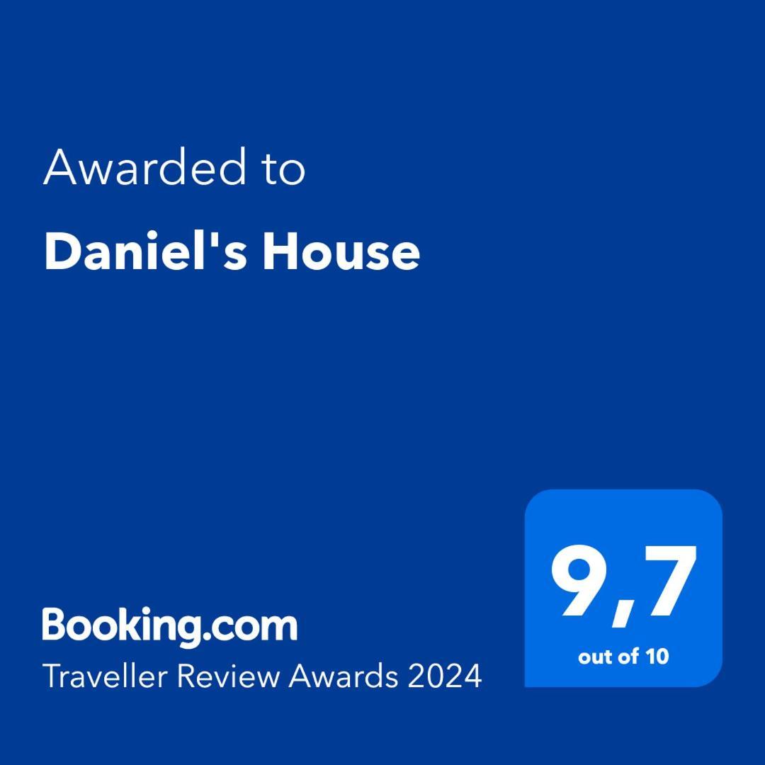 Daniel'S House Apartment Катания Екстериор снимка